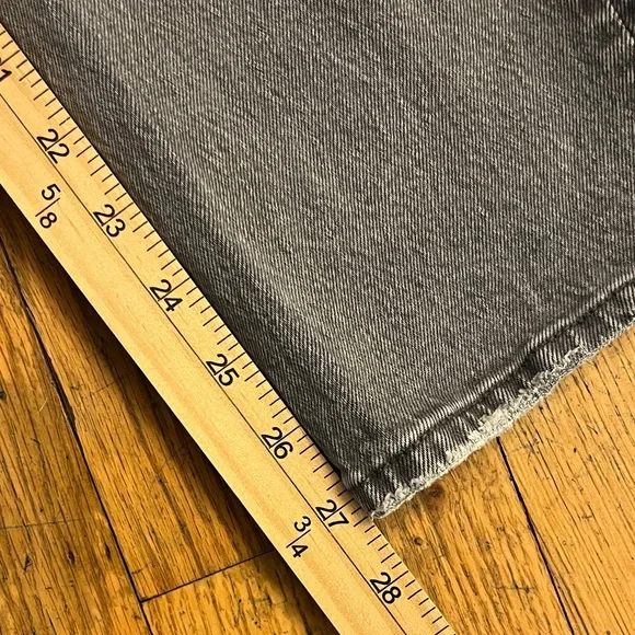 Abercrombie & Fitch Grey Denim Jeans-90s straight high rise size 00 - Picture 6 of 9